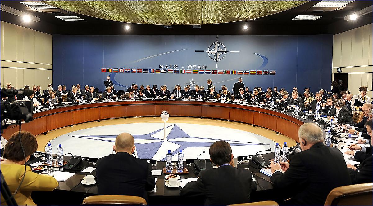 NATO může zvážit vyslání vojáků na Ukrajinu, pokud Rusko překročí dvě červené čáry