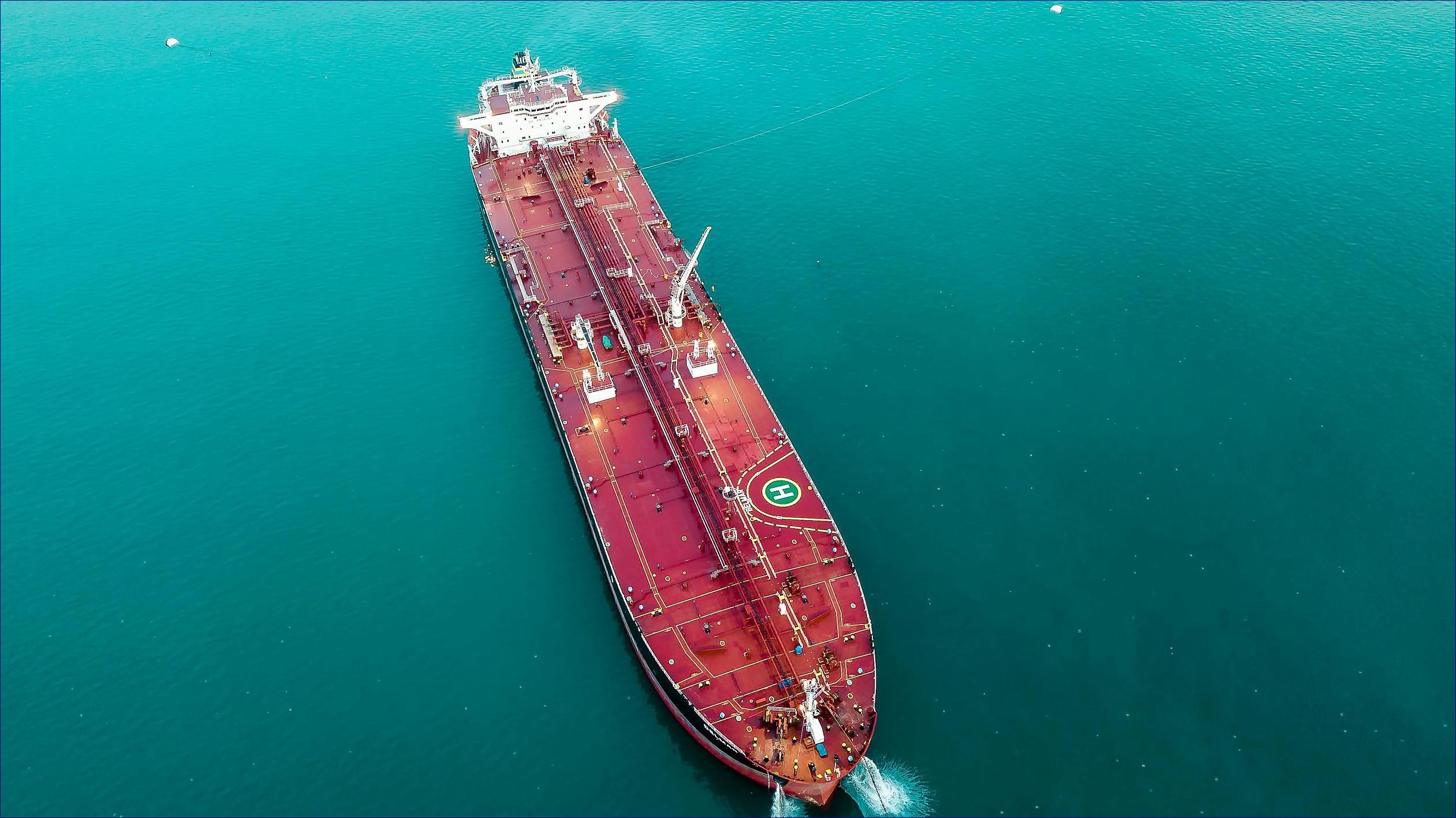 Rusko tajně nakoupilo více než 50 tankerů na LNG pro novou stínovou flotilu